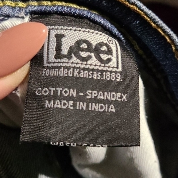 [Lee] Fit Low Bruce Jeans - Size 36x33 - Picture 9 of 10